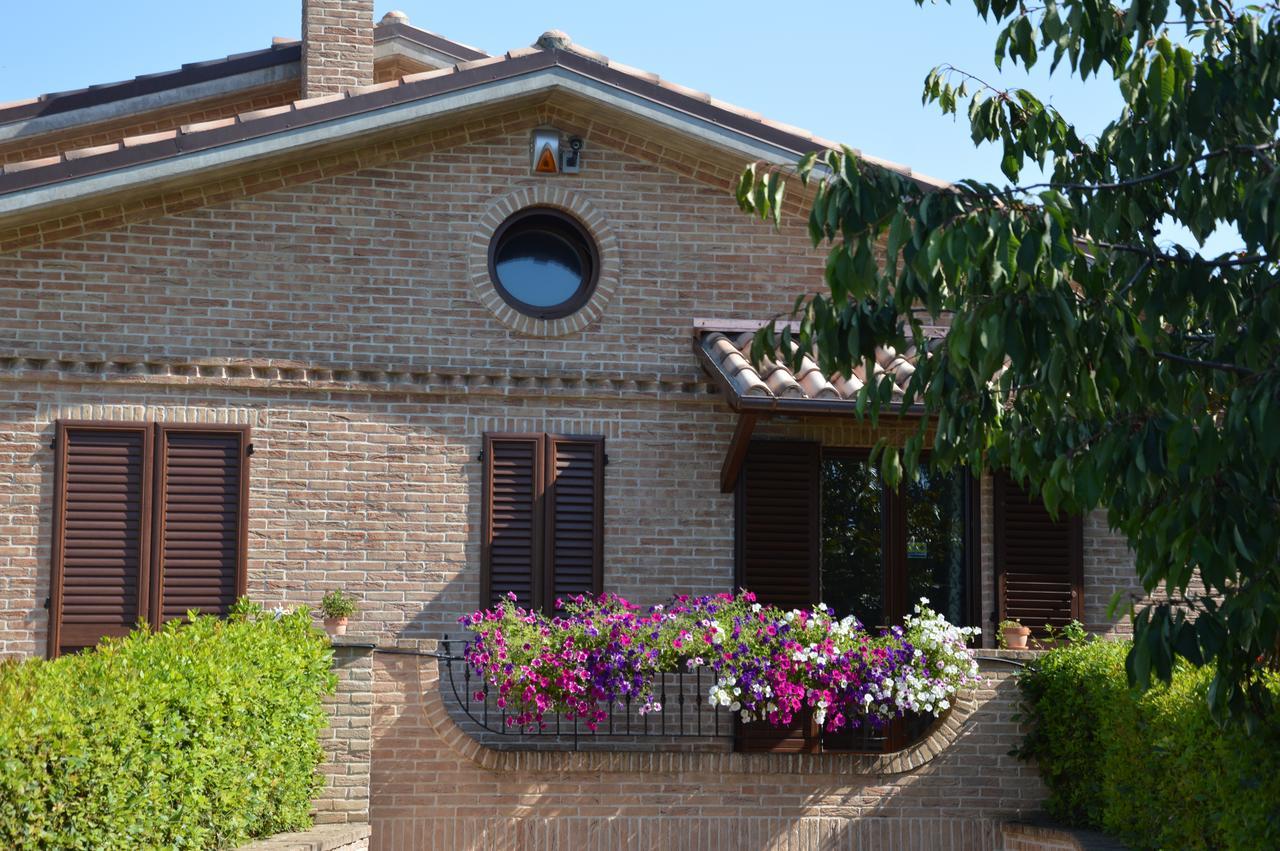 Offagna B&B Madonna Carradori מראה חיצוני תמונה